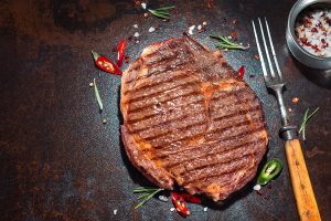 Tumačenje sna o jedenju kuhanog mesa u snu