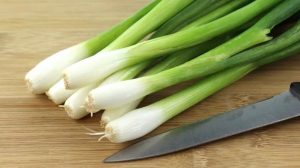 Interpretimi i një ëndrre për qepët e gjelbra