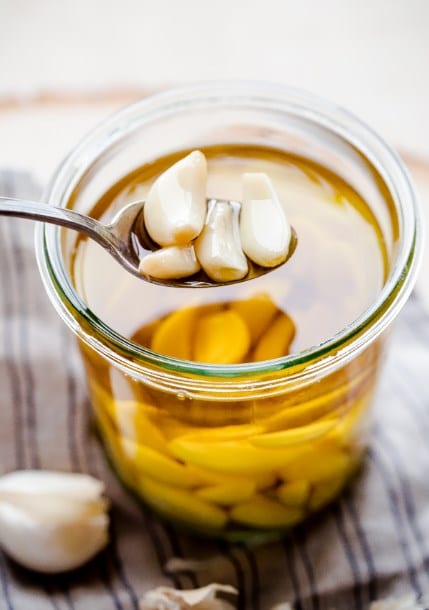 فوائد الثوم مع زيت الزيتون