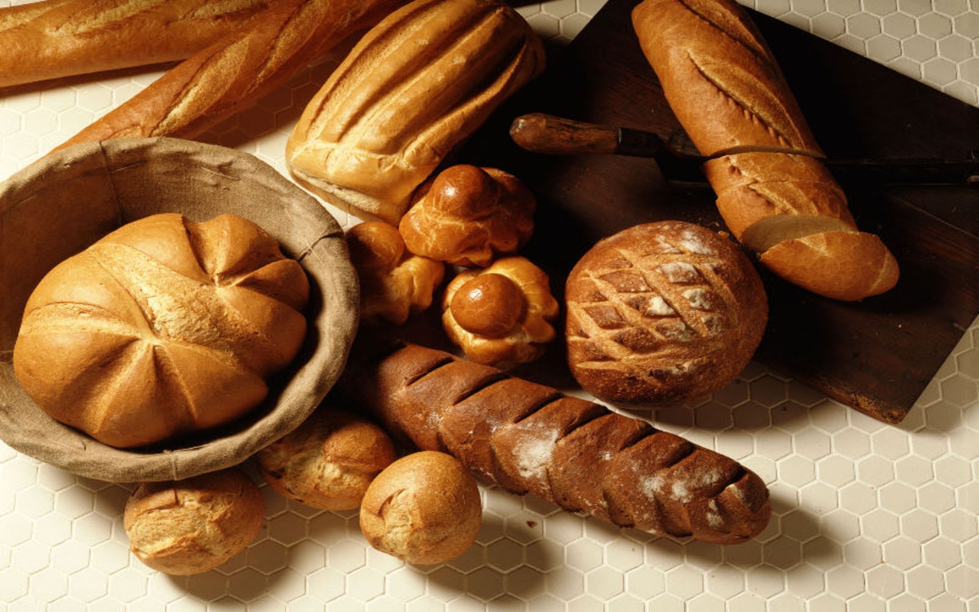 ما تفسير شراء الخبز في المنام الأبيض أو الأسود لابن سيرين موقع مصري