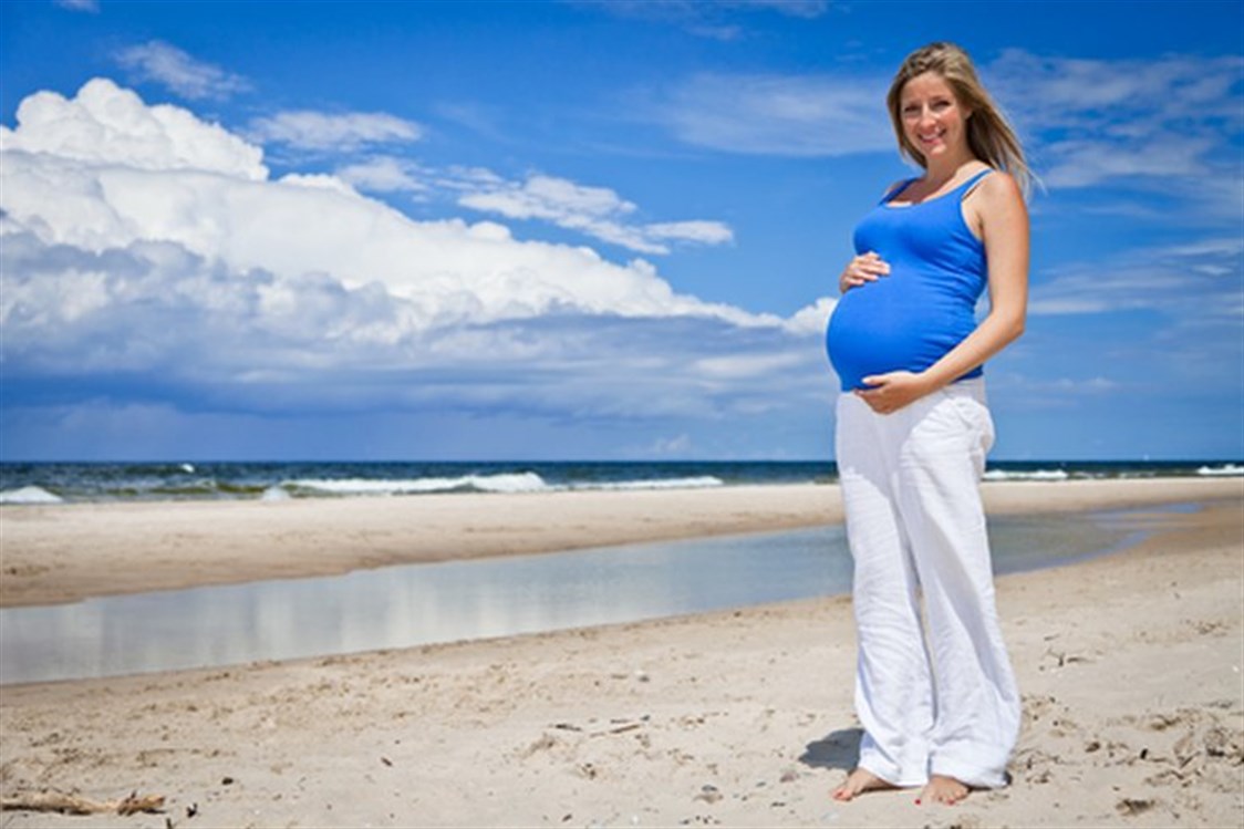 Tolkning av en dröm om havet för en gravid kvinna