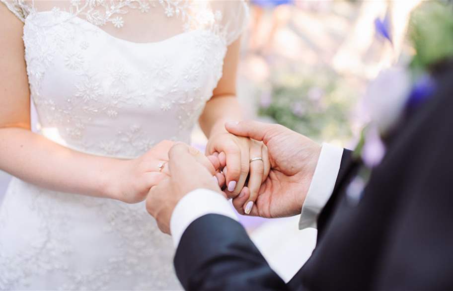 ခင်ပွန်းသည်သည် မိမိမယားကိုလက်ထပ်ခြင်း၏ အိပ်မက်ကို အဓိပ္ပါယ်ဖွင့်ဆိုချက်