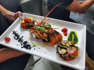 ʻIke i ka poʻe make e ʻai ana ma ka moeʻuhane