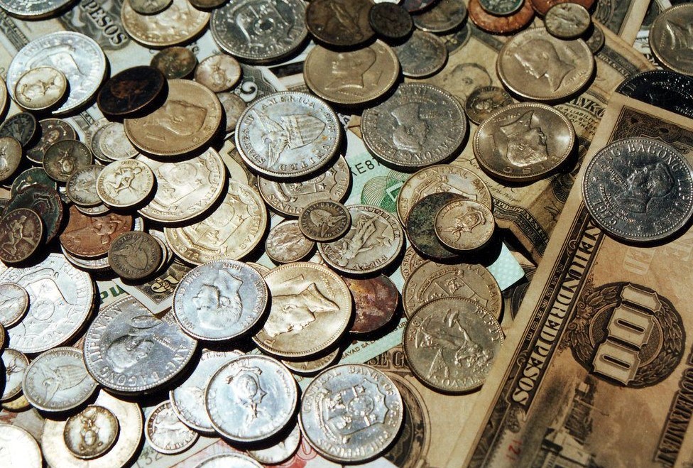 Droom van papiergeld en munten