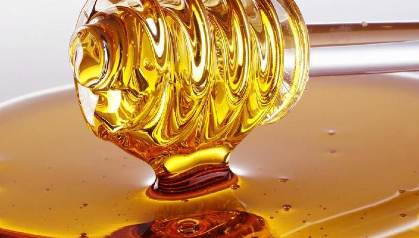 ما هو تفسير حلم أكل العسل في المنام موقع مصري