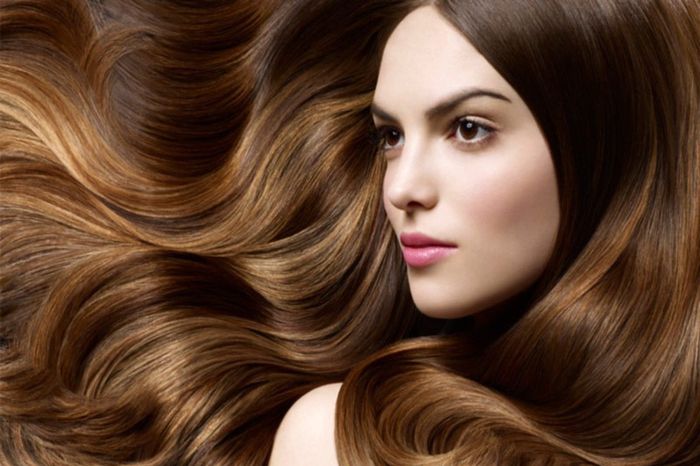 एकल महिलाओं के बालों को भूरे रंग से रंगने के सपने की व्याख्या