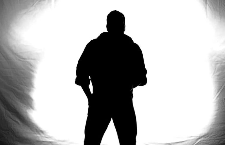 ʻIke i ka poʻe make ma ka moeʻuhane