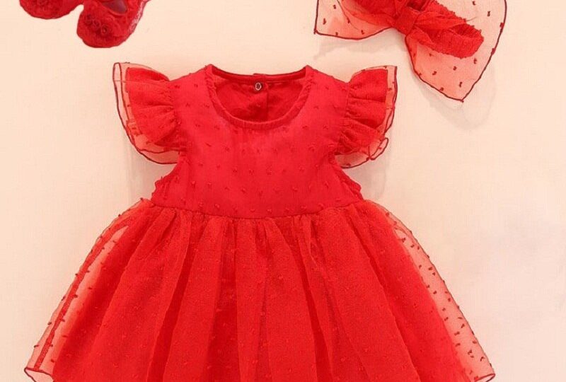 夢の中の赤いドレス