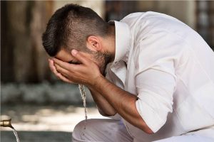 حلمت أني أتوضأ