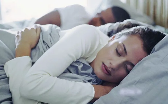 ຂ້ອຍຝັນວ່າຂ້ອຍມີເພດສໍາພັນກັບລູກສາວຂອງຂ້ອຍໃນຂະນະທີ່ຂ້ອຍຖືພາ