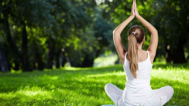 Nire esperientzia pisua galtzeko yogarekin