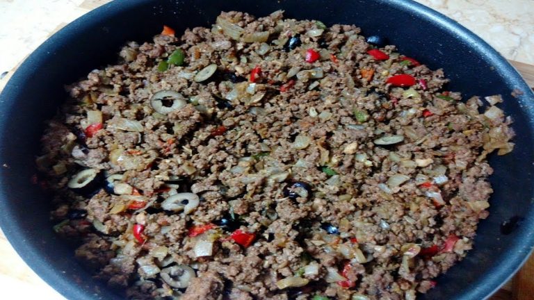 اللحمة المفرومة في المنام للعزباء