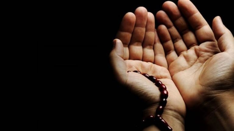 حكم دعاء الاستفتاح