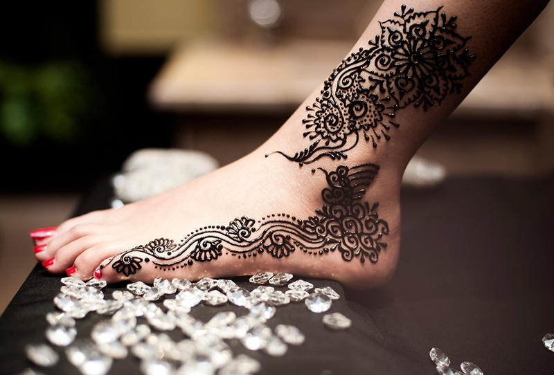 Interpretatie van een droom over henna op de voeten