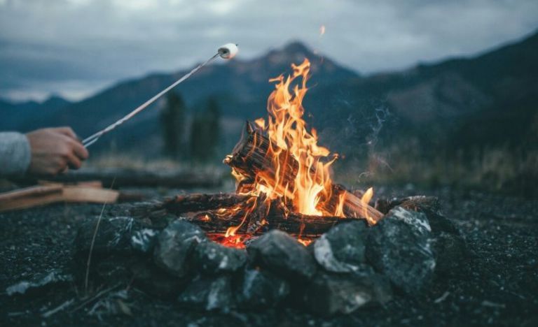 إطفاء النار في المنام