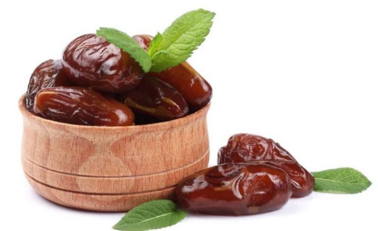 تفسير حلم التمر في المنام للمتزوجة