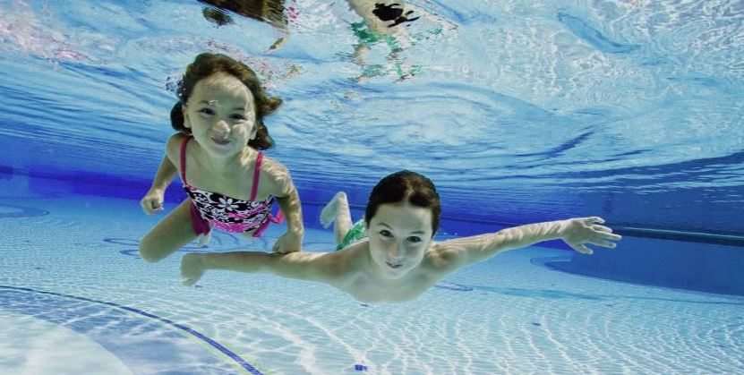 أهم 60 تفسير لحلم السباحة في المسبح في المنام موقع مصري