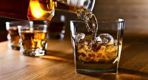 تفسير حلم شرب الخمر في المنام