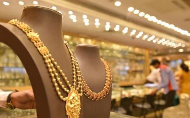 تفسير الذهب في الحلم للنساء