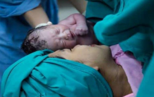 تفسير حلم الولادة للعزباء