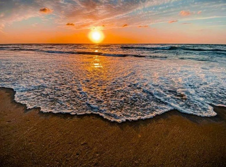 البحر في المنام