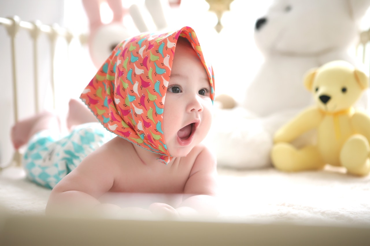 adorable baby beautiful bed 265987 - موقع مصري
