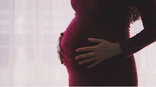 تفسير حلم الولادة لغير الحامل لكبار المفسرين