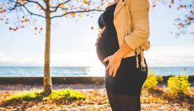 دلالات ابن سيرين في تفسير حلم أني حامل وماذا لو حلمت أني حامل وأنا مخطوبة؟