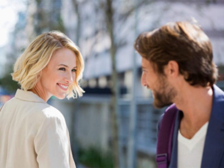 رؤية شخص في المنام باستمرار