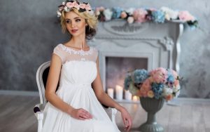 تفسير الأحلام الزواج للبنت العزباء من شخص تعرفه