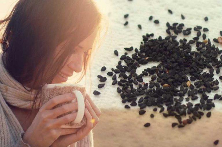 ما هي فوائد أكل الحبة السوداء على الريق