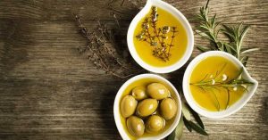 ما هي اضرار زيت الزيتون على الوجه