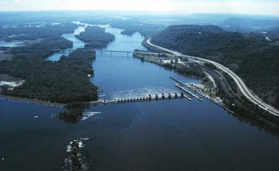 اطول واشهر انهار العالم مكون من 7 حروف