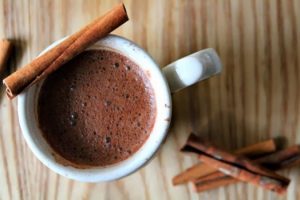 اعرف أكثر عن فوائد شرب القرفة قبل النوم