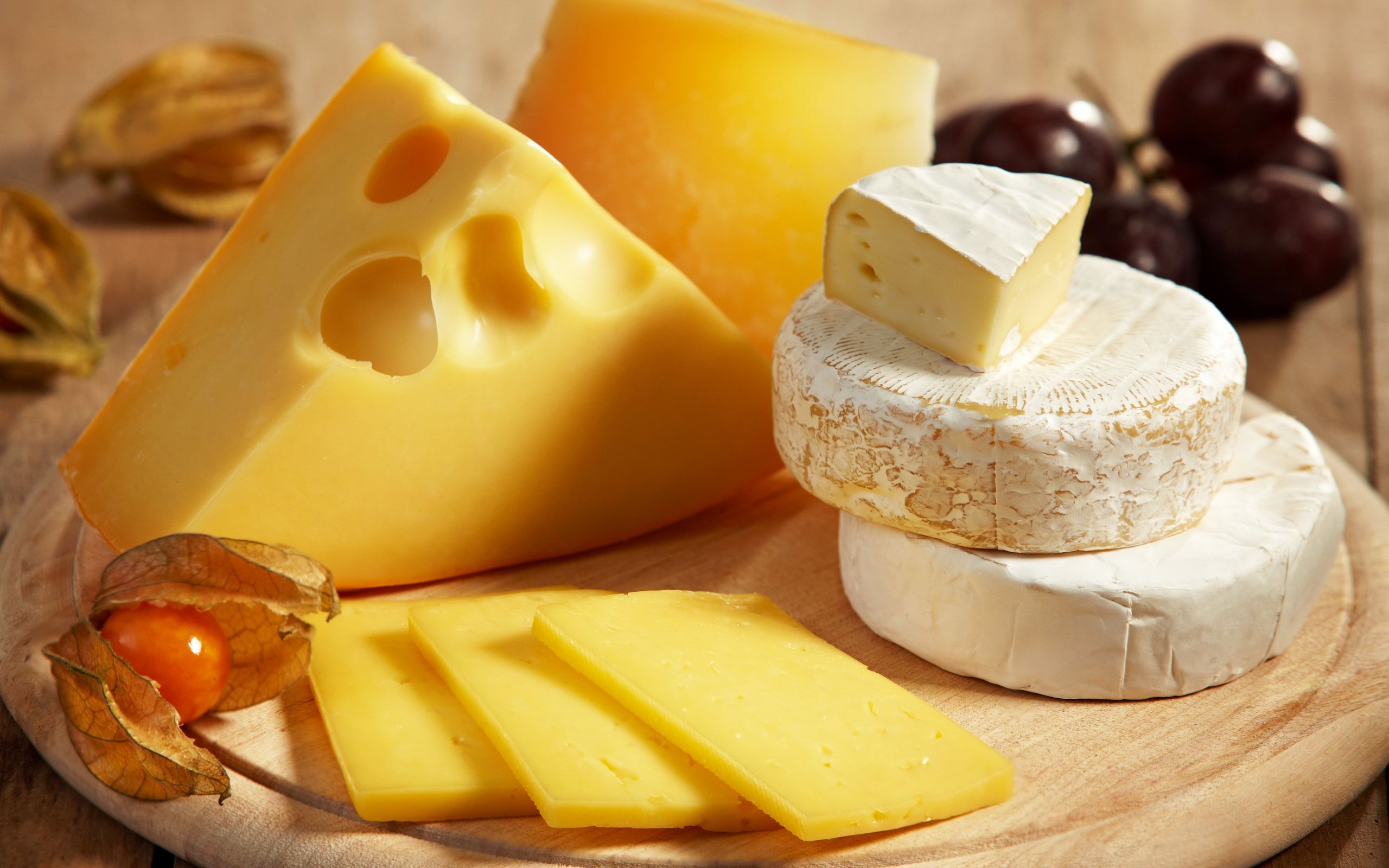 تفسير حلم أكل الجبن في المنام