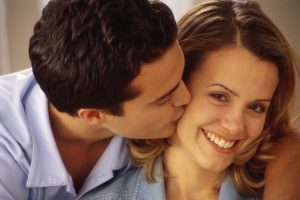 القبلة في المنام من الحبيب للعزباء