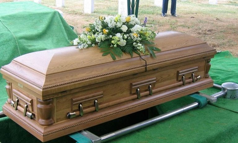 النعش في المنام