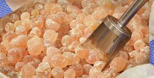 تعرف على فوائد اللبان الدكر المغلي