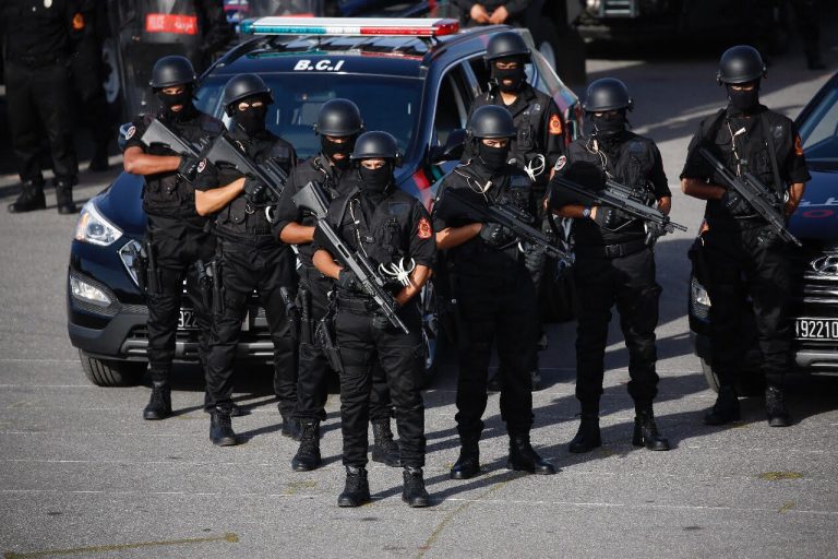 تفسير حلم الشرطة للعزباء