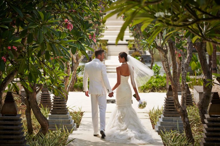 تفسير حلم حضور فرح للعزباء