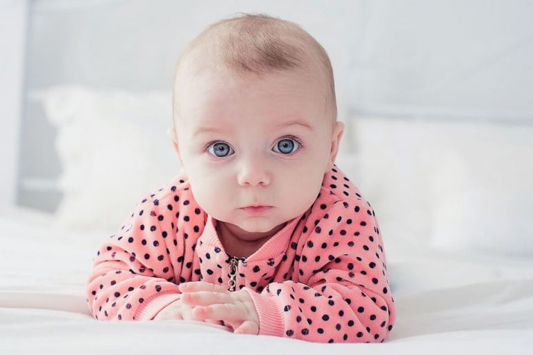 تفسير حلم ولد صغير جميل