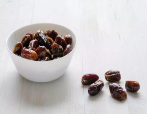 البلح في الحلم