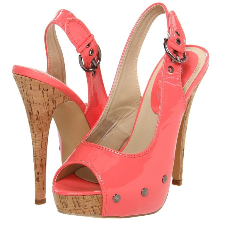 تفسير رؤية الحذاء في المنام للعزباء