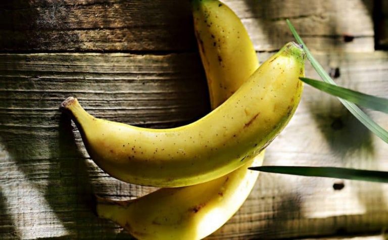 رؤية الموز في المنام للعزباء