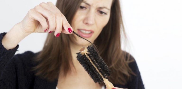 رؤية سقوط الشعر في المنام