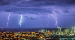 تفسير حلم الصاعقة في المنام