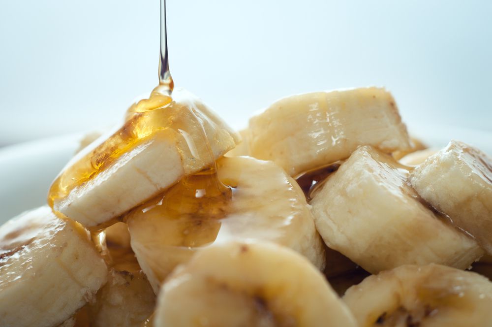 ما هي فوائد الموز والعسل