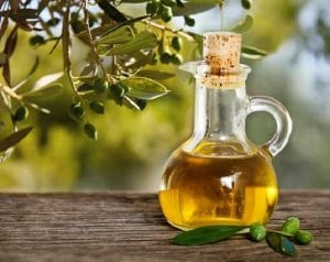 فوائد زيت الزيتون لشعر الاطفال