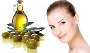 هل زيت الزيتون مفيد للبشرة الدهنية