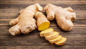ما هي فوائد شرب الزنجبيل على الريق